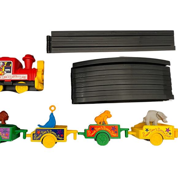 Ringling Bros Barnum & Bailey Greatest Show Animal Circus Train 17-Pc Set in Box - Picture 3 of 6